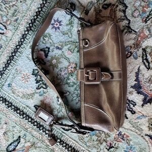 LIZ CLAIBORNE Hand Bag Multi Pockets Luscious Brown with Purple Lining